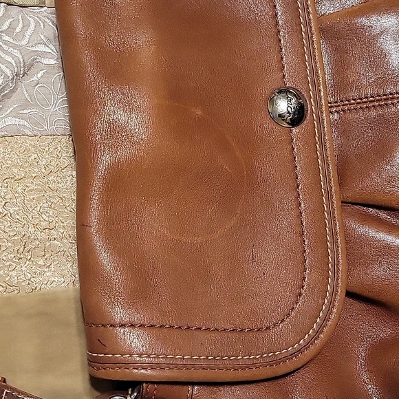 Coach purse - Picture 2 of 7